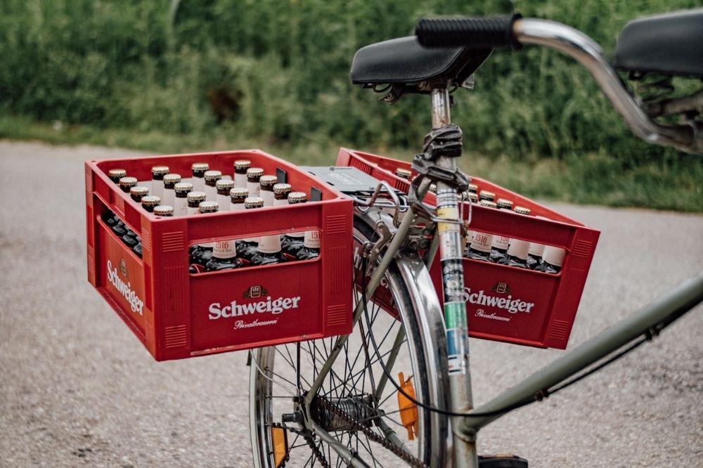 funcoo - Getränkekisten am Fahrradgepäckträger transportieren